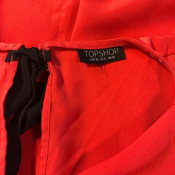 TOPSHOP Ruffle Sleeve Top with Bow - Picture 7 of 7